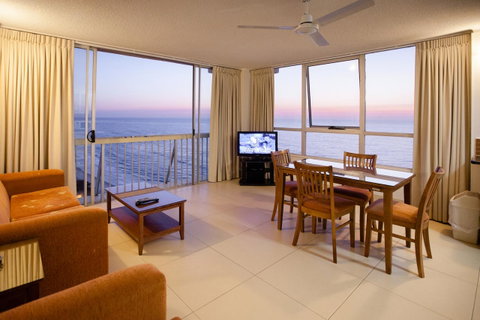 Chateau Beachside Resort - E Caravan Parks 21