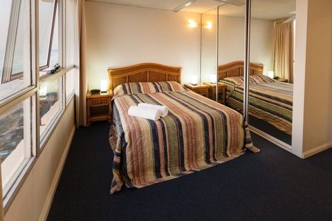 Chateau Beachside Resort - E Caravan Parks 29