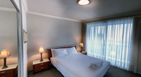 Private 2 Bedroom Apartment @ Chevron Towers - E Caravan Parks 5
