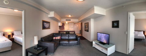 Private 2 Bedroom Apartment @ Chevron Towers - E Caravan Parks 1