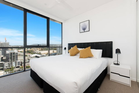 Hope Street Apartments By CLLIX - E Caravan Parks 13