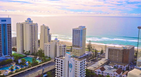 Chevron Renaissance - Private Apartments - E Caravan Parks 0