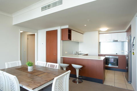 Chevron Renaissance - Private Apartments - E Caravan Parks 7