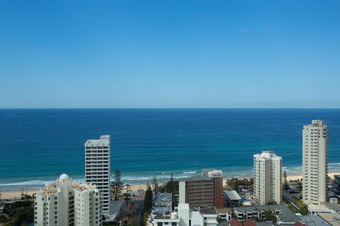 Chevron Renaissance - Private Apartments - E Caravan Parks 23