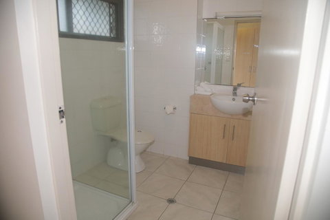Reef Gateway Hotel - E Caravan Parks 14