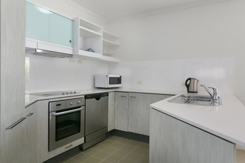 Allegro Apartments - E Caravan Parks 2