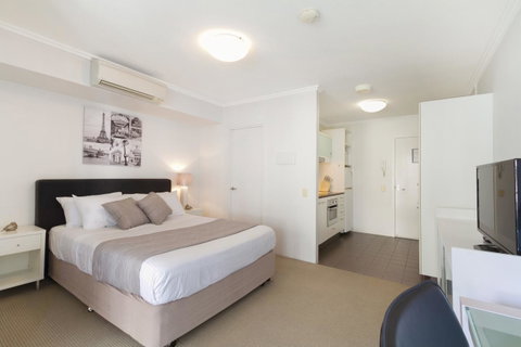 Allegro Apartments - E Caravan Parks 6
