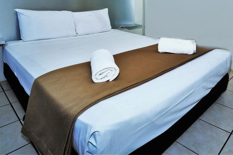 Equinox Resort - E Caravan Parks 15