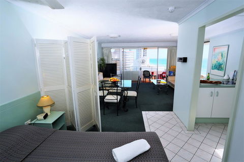 Equinox Resort - E Caravan Parks 16