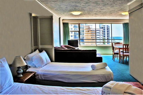 Equinox Resort - E Caravan Parks 11