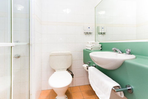 Riverside Hotel Southbank - E Caravan Parks 24
