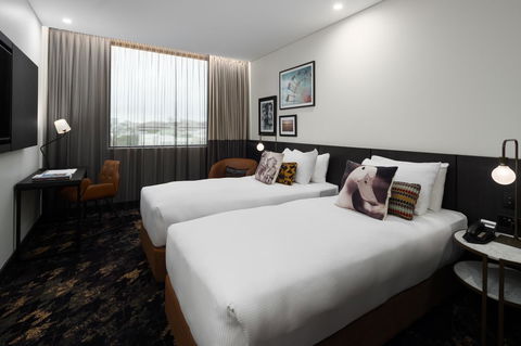 Rydges Fortitude Valley - E Caravan Parks 11