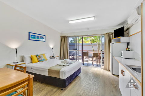 Tasman Holiday Parks - Airlie Beach - E Caravan Parks 3