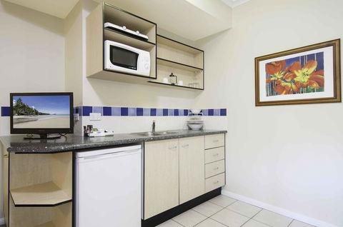 Bay Villas Resort - E Caravan Parks 32