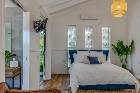 Hampton Estate Wines - E Caravan Parks 0