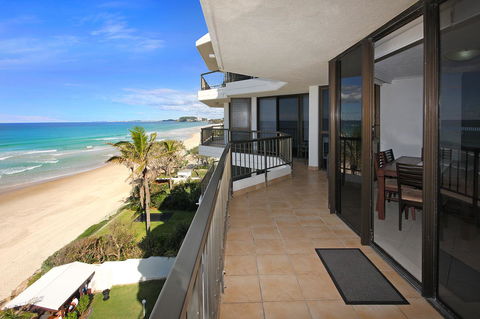 Spindrift On The Beach - Absolute Beachfront - E Caravan Parks 17