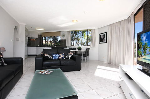 Spindrift On The Beach - Absolute Beachfront - E Caravan Parks 33
