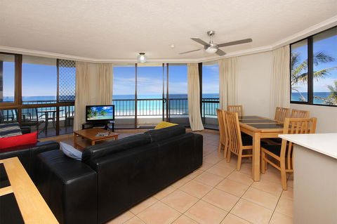 Spindrift On The Beach - Absolute Beachfront - E Caravan Parks 7