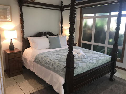 Taj On Byrnes - Private Luxury Apartment Mareeba - E Caravan Parks 1