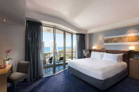 Sofitel Gold Coast Broadbeach - E Caravan Parks 3