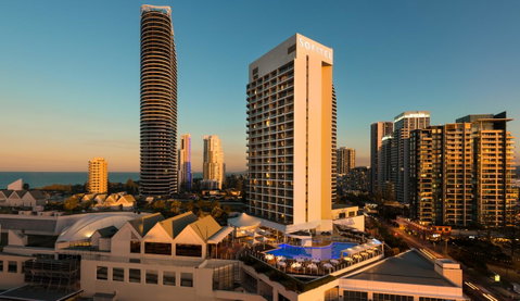 Sofitel Gold Coast Broadbeach - E Caravan Parks 11