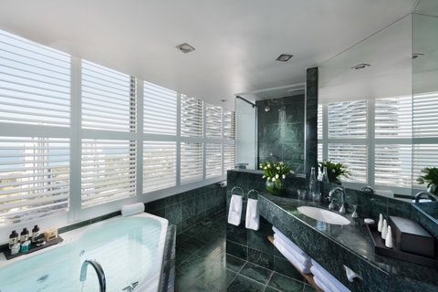 Sofitel Gold Coast Broadbeach - E Caravan Parks 24