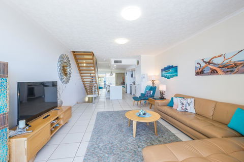 On The Beach Resort Bribie Island - E Caravan Parks 6