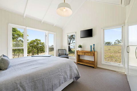 Hollow Tree Farm - E Caravan Parks 3