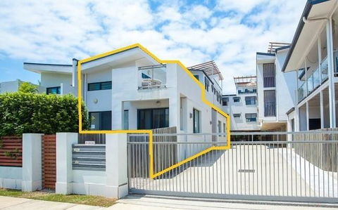 Sutton's Beach Unit - E Caravan Parks 23