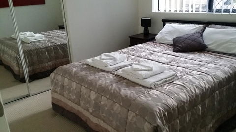 Sutton's Beach Unit - E Caravan Parks 13