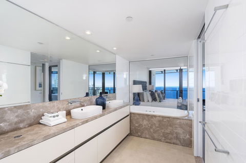 Soul 2 & 3 Bedroom Ocean View - We Accommodate - E Caravan Parks 9