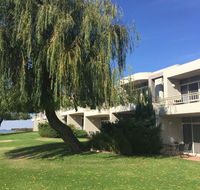 Waterside Holiday Rentals Unit 31 - E Caravan Parks