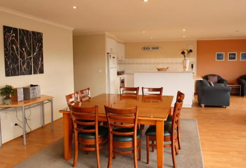 Waterview Luxury Apartments - E Caravan Parks 1
