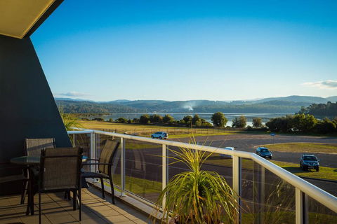 Waterview Luxury Apartments - E Caravan Parks 3