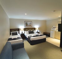 Wattle Grove Motel - E Caravan Parks