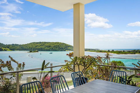 Wharf Apartment Unit 5 - E Caravan Parks 1