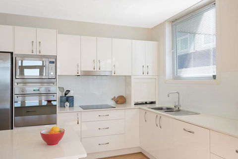 Wharf Apartment Unit 7 - E Caravan Parks 3