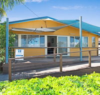 Wheelchair Friendly with water views - Welsby Pde Bongaree - E Caravan Parks