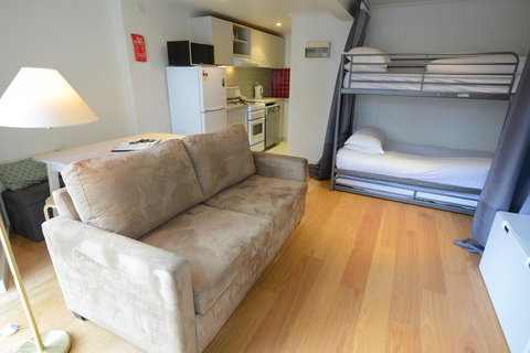 Whistler 8 Glacier - E Caravan Parks 3