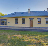 Whites Corner - E Caravan Parks