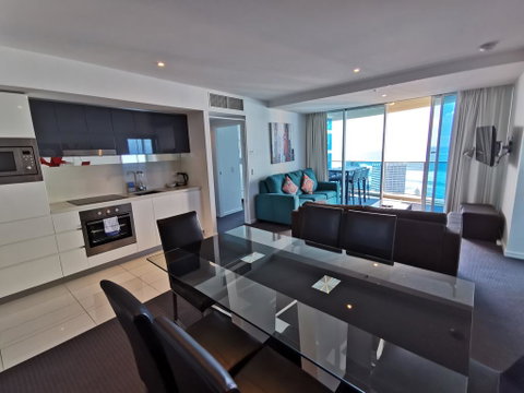 Widest Ocean View And Balcony Luxury Apt - E Caravan Parks 1