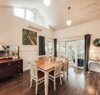 Wildflower Cottage - E Caravan Parks
