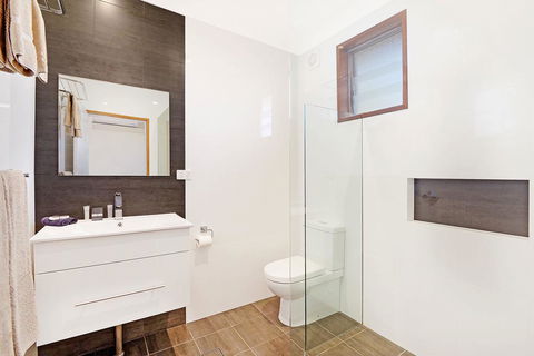 Wingham Motel - E Caravan Parks 1