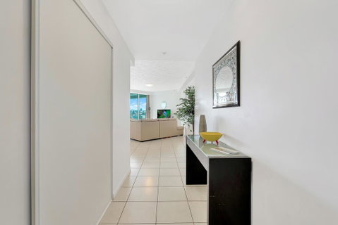 Wings Luxury Apartment Pink Poodle - E Caravan Parks 0