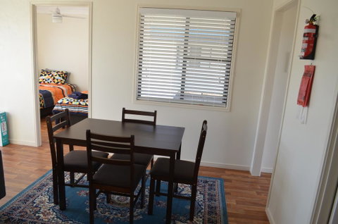 Wondai Accommodation Units And Villas - E Caravan Parks 2