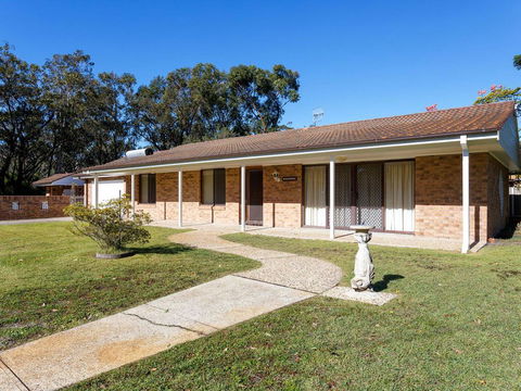 Wongaburra - E Caravan Parks 0