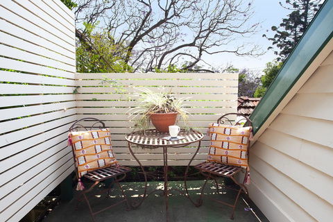 Woolwich Studio Bliss, Your Private Oasis By The Water - E Caravan Parks 2