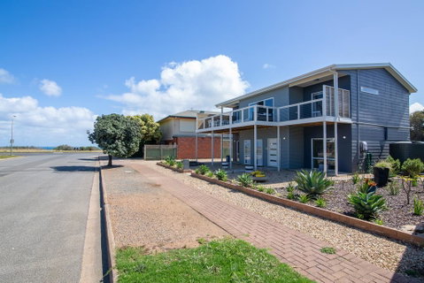 Xanadu - Aldinga Beach - E Caravan Parks 1