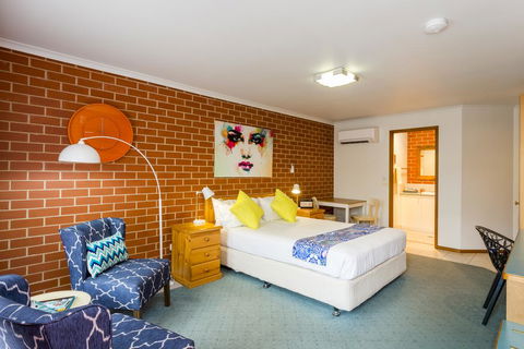 Yackandandah Motor Inn - E Caravan Parks 1
