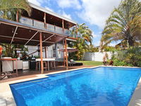 Book Alexandra Headland Accommodation Vacations E Caravan Parks E Caravan Parks